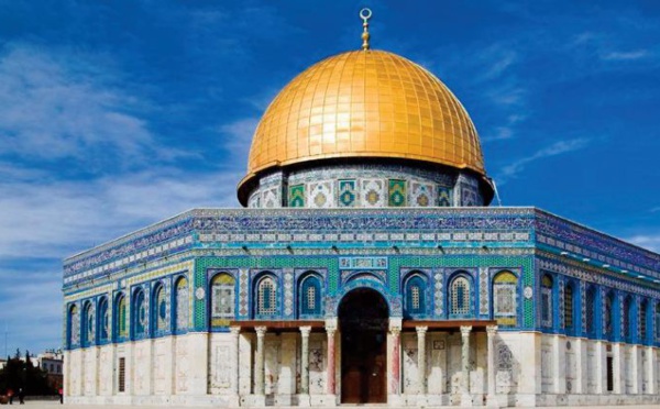 Al-Qods: Un média italien souligne le soutien continu de SM le Roi à la Ville Sainte