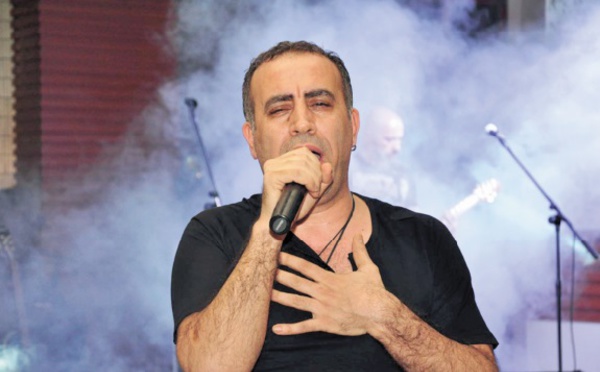 ​Un chanteur turc tentera un record de concerts pour sensibiliser sur les danger de la toxicomanie