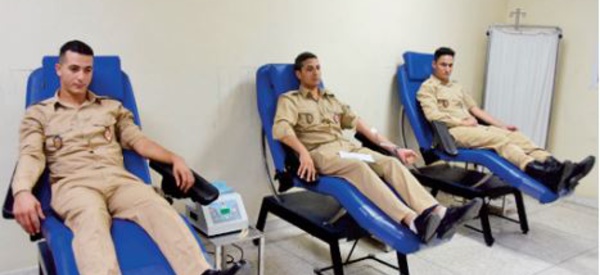 Les Forces auxiliaires à Tanger et à Béni Mellal-Khénifra font don de leur sang