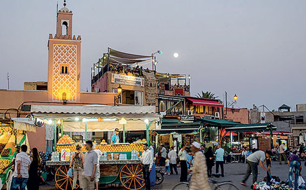 Les enjeux liés au développement du tourisme et de l'artisanat au centre d’une réunion à Marrakech