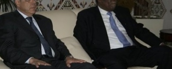 ​La presse algérienne en veut à Hayatou et Raouraoua