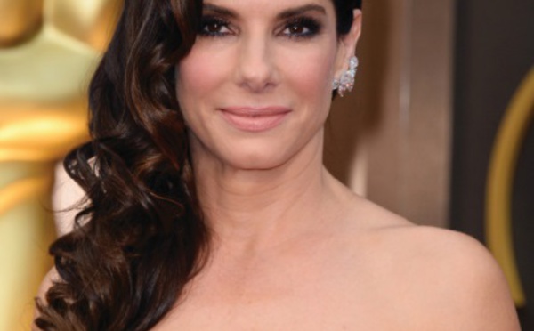 ​Sandra Bullock désignée "Plus belle femme du monde" en 2015
