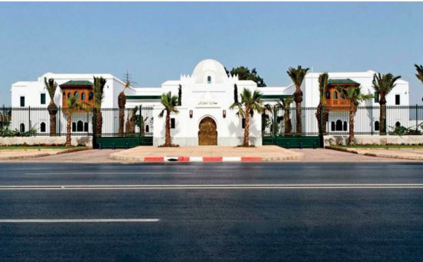 Alger fabule grave