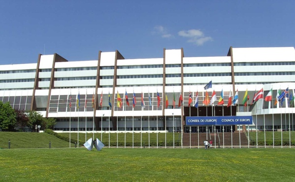 La DIDH tient une séance de travail avec le président de l’Assemblée parlementaire du CdE