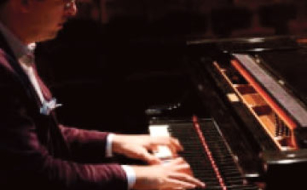 Le pianiste marocain Marouan Benabdallah enchante le public indien