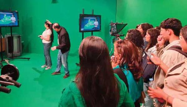 La SNRT forme des étudiants de l’ISADAC aux métiers de la réalisation et la scénographie