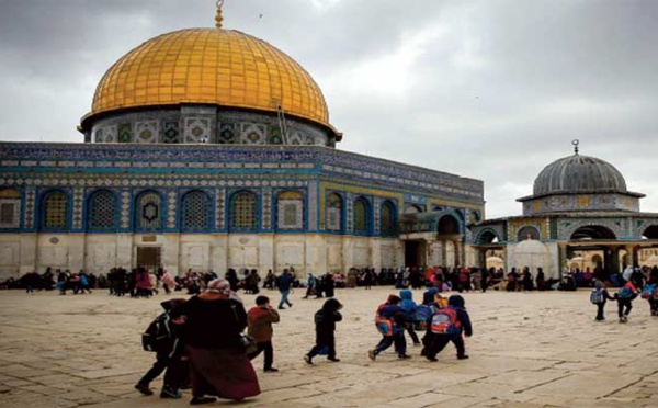 Le Maroc dénonce vigoureusement l'incursion par certains extrémistes et leurs partisans dans l'esplanade de la Mosquée Al-Aqsa