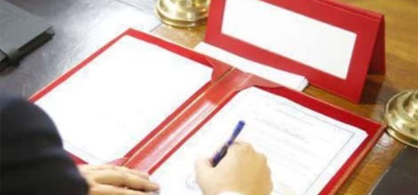 Signature d'un accord de jumelage entre le Conseil de la région de Dakhla-Oued Eddahab et le Gouvernement régional de Piura