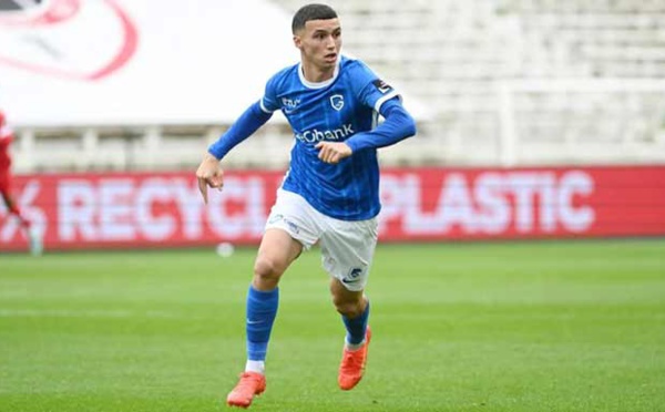 El Khannouss désigné Talent de la saison en Pro League