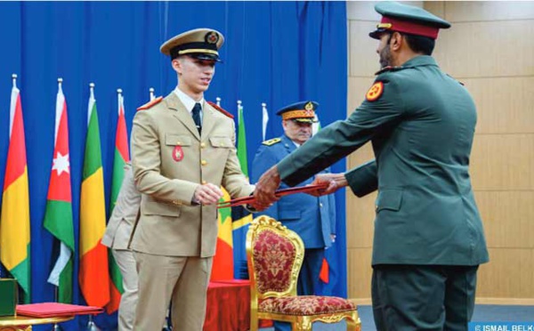 SAR le Prince Héritier Moulay El Hassan préside à Kénitra la cérémonie de sortie de la 24ème promotion du Cours Supérieur de défense et de la 58ème promotion du Cours Etat-Major