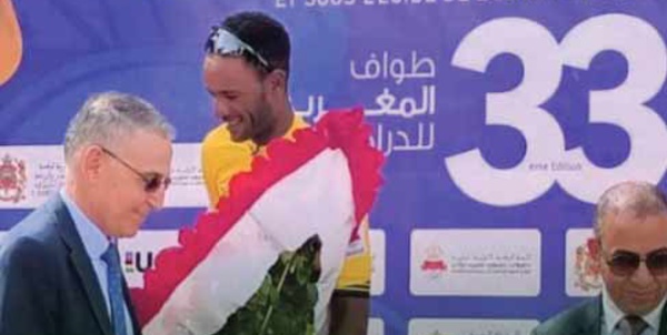 Tour du Maroc cycliste. Le Français Jonathan Couanon franchit la ligne d’arrivée en premier