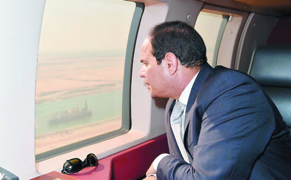 Sissi inaugure le "nouveau" canal de Suez en grande fanfare