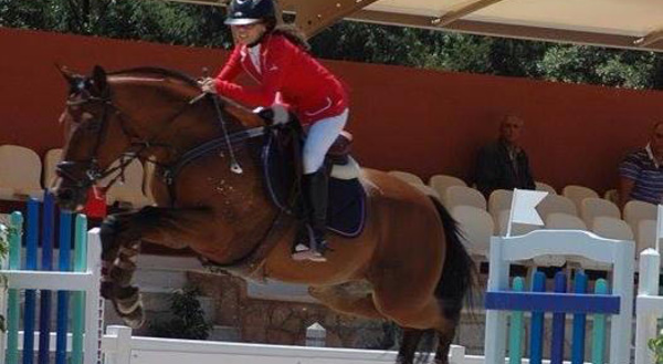 Semaine du cheval 2024. La cavalière Lina El Ouarzazi remporte le championnat du Maroc "seniors intermédiaires" de saut d'obstacles
