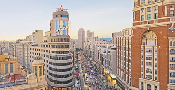 L'Espagne table sur la visite de 68 millions de touristes à fin 2015, un record