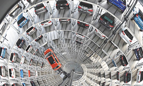 Le scandale des Volkswagen truquées prend une dimension mondiale