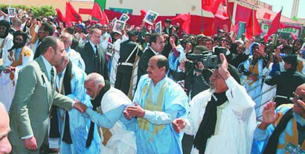 Le Polisario décontenancé par la visite Royale dans les provinces sahariennes