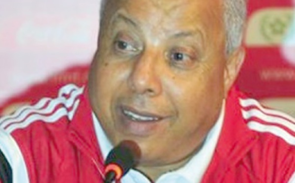 Crampons aiguisés pour l’équipe nationale des joueurs locaux