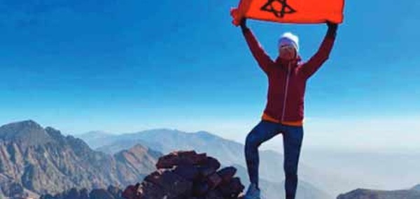 Sahraouiya 2025 : Nawal Sfendla, une alpiniste marocaine qui allie défi sportif et action humanitaire