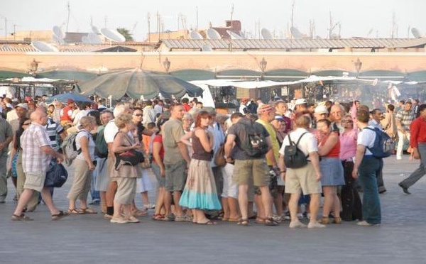 Appel à apporter le soutien nécessaire aux professionnels pour promouvoir le tourisme