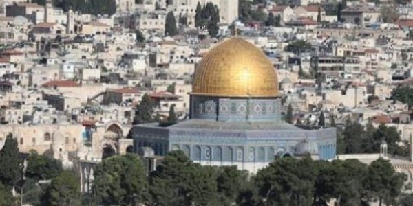 L’Arabie Saoudite salue les efforts de Sa Majesté le Roi, Président du Comité Al-Qods, en soutien à la cause palestinienne