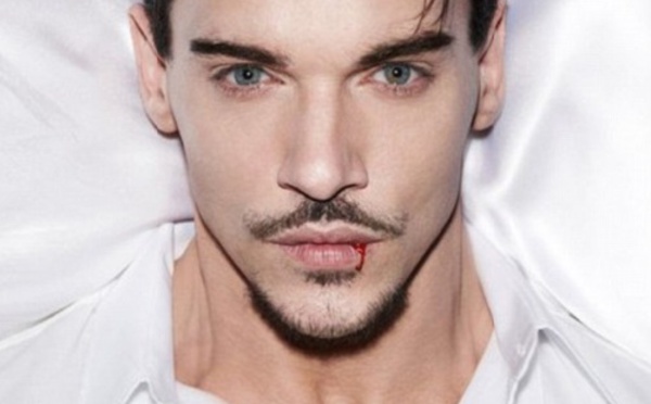 Scandales de stars à l'aéroport : Jonathan Rhys Meyers, juin 2009