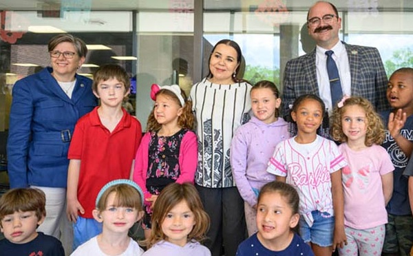 Visite de travail de Son Altesse Royale la Princesse Lalla Asmaa à l’Université Gallaudet de Washington pour un partenariat stratégique