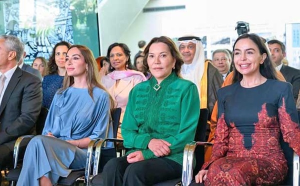 SAR la Princesse Lalla Hasnaa inaugure à Bakou l'exposition numérique "Le Tapis de Rabat, tout un art"