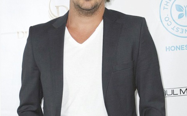 Scandales de stars à l'aéroport :  Sean Stewart, mars 2015