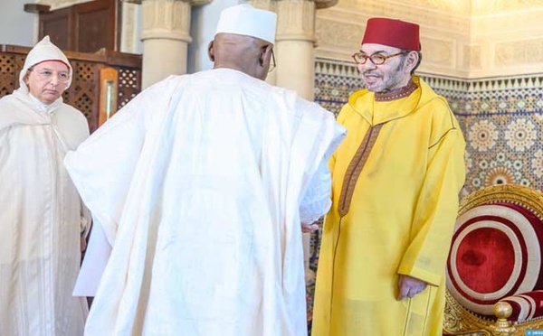 SM le Roi reçoit à Rabat plusieurs ambassadeurs étrangers