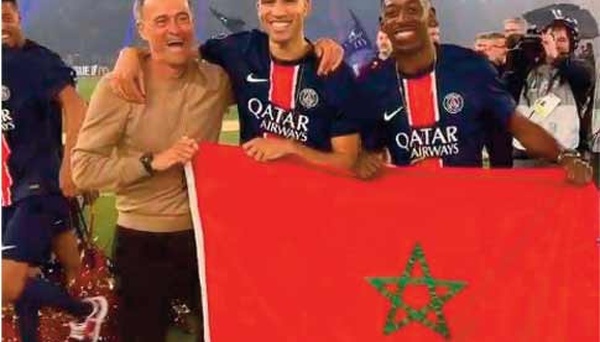 Le PSG au complet fête son titre par une victoire contre Auxerre