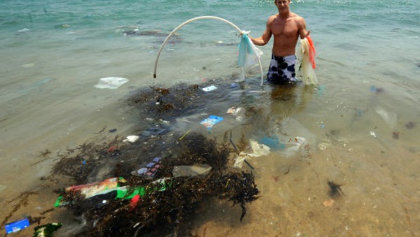 Plus de plastique que de poisson en 2050