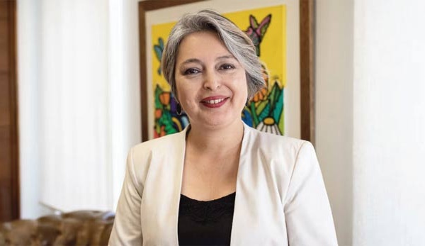 Jeannette Jara, la charismatique avocate communiste qui affrontera la droite au Chili