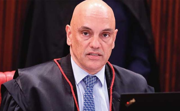 Alexandre de Moraes, juge puissant et clivant chargé du procès Bolsonaro