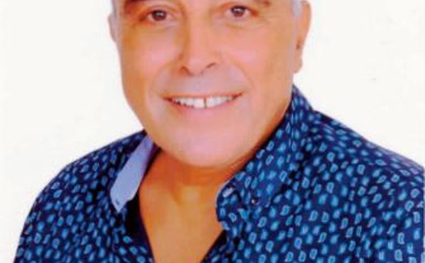 Ça sonne de partout. Y a-t-il quelque gouvernement au numéro demandé ?