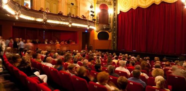 Le théâtre au Maroc, une histoire glorieuse imprégnée de culture et de  civilisation