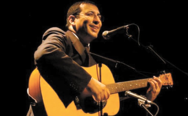Mamoun Sallaje célèbre le 87ème anniversaire de Jacques Brel