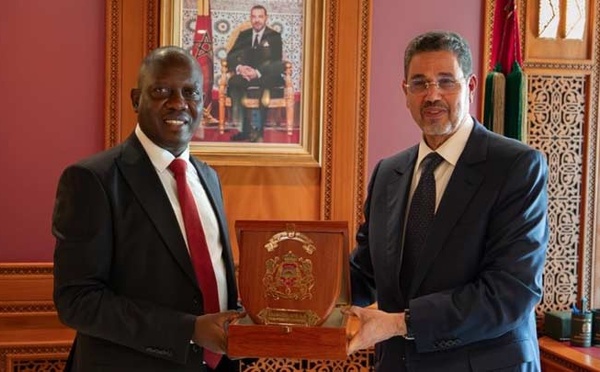 M. Abdennabaoui s'entretient à Rabat avec le directeur des poursuites publiques de la République du Kenya