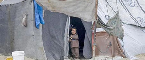 Lancement à Gaza de la campagne "Hiver chaud" au profit de Palestiniens déplacés