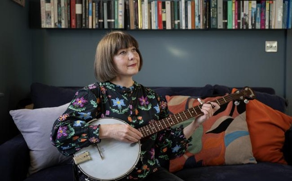 Streaming musical : Quand de faux morceaux, générés par IA, polluent les profils de vrais artistes