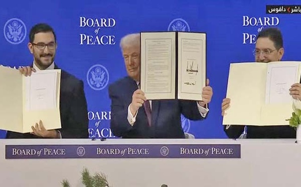 Nasser Bourita procède à Davos à la signature de la Charte constitutive du Conseil de Paix