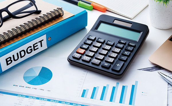 Budget 2024 : La Cour des comptes alerte sur la montée des pressions financières malgré la hausse des recettes