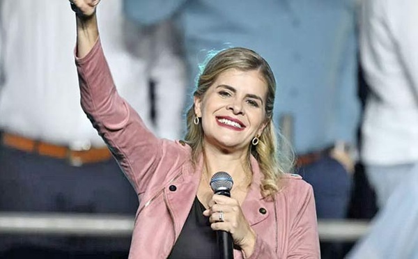 Laura Fernandez, partisane de la fermeté contre le crime, élue présidente du Costa Rica