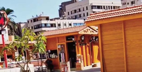 Le Mur d'"El-Azbakeya", une bibliothèque à ciel ouvert au parfum des souvenirs