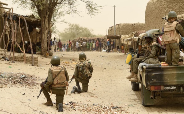 Deux soldats maliens, dont un chef militaire du Nord, tués dans une attaque près de Gao