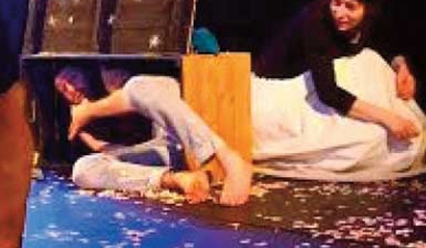 Une cinquantaine de jeunes formés à la représentation théâtrale