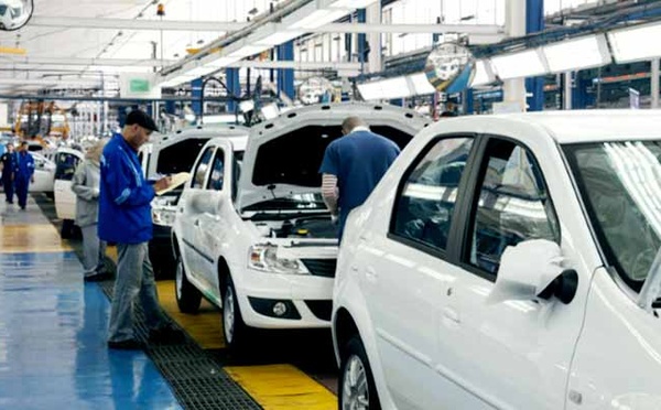 La performance du secteur automobile amortit le recul des exportations en début d’année