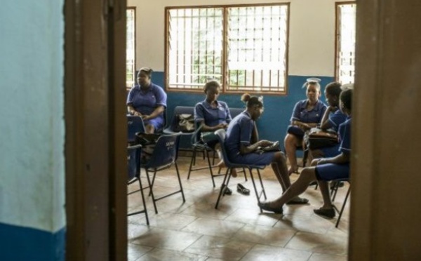 En Sierra Leone, le redoutable défi des sages-femmes de campagne