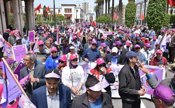 Le dialogue social ignoré par un gouvernement sur le départ