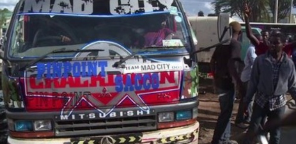 "Pimp my bus" dans les rues de Nairobi