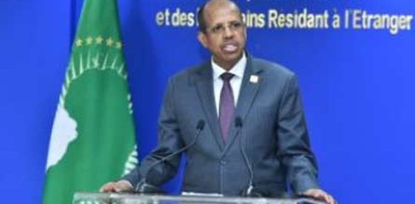 Le Président de la Commission de l'UA salue le rôle central du Maroc, sous le Leadership éclairé de SM le Roi, dans la défense des causes africaines